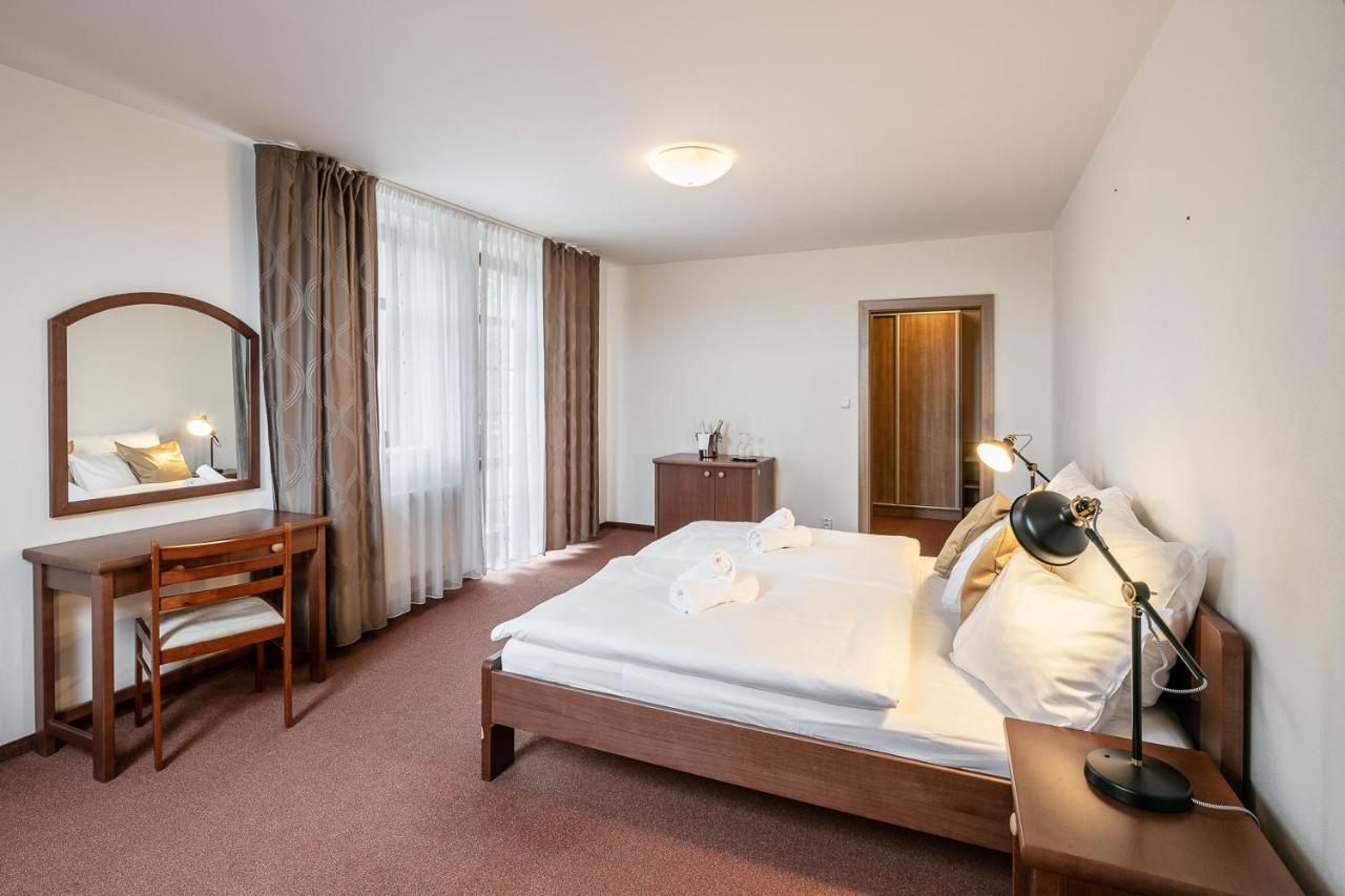 Pytloun Wellness Hasistejn Hotel 4*